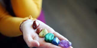 How Can Crystals Help You Get In the Best Shape Of Your Life? Crystals Healing Crystal Benefits of Quartz