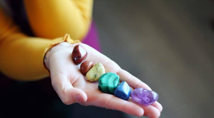 How Can Crystals Help You Get In the Best Shape Of Your Life? Crystals Healing Crystal Benefits of Quartz