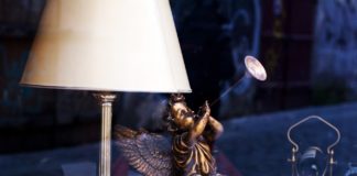 Find Love With the Angels of Romance That Are Here to Help You! find love with these 4 archangels